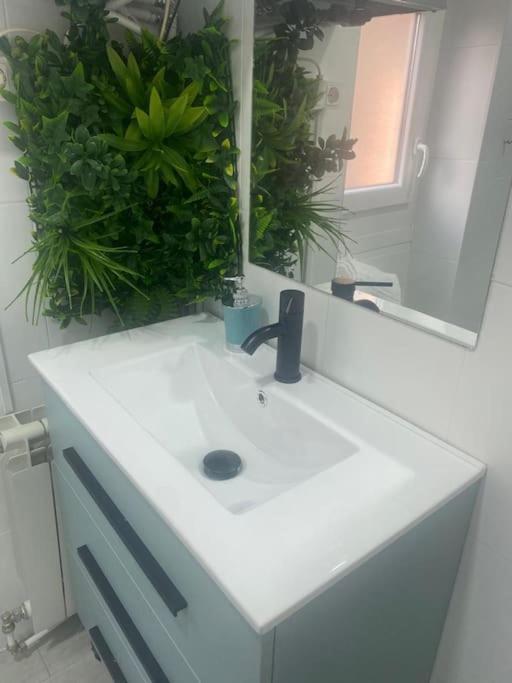 Apartamento En Toledo Ideal Para Visitas A Puy Du Fou Esterno foto